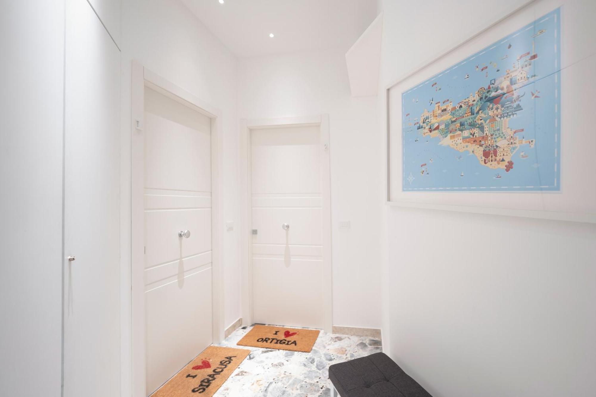 Eos Serenity Suites Syracuse Eksteriør billede