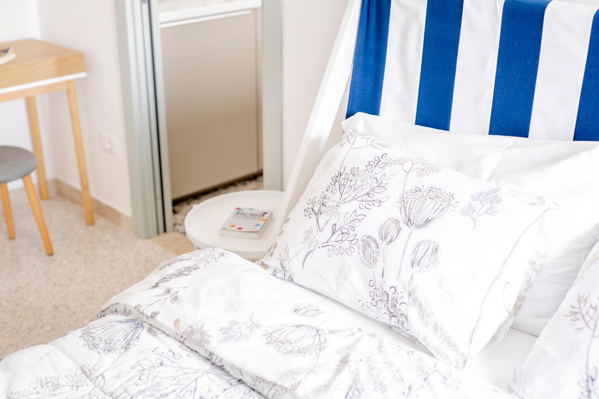 Eos Serenity Suites Syracuse Værelse billede